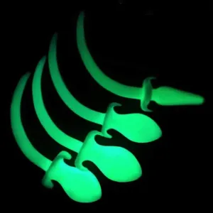 8 Dog Tail Plug Glow in the Dark Silicone