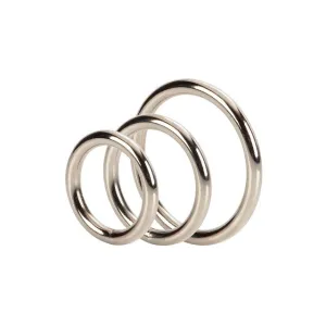 Set 3 inele pentru penis CALEXOTICS Silver Ring Set. din oțel placat cu argint. dimensiuni progresive. 3.25 - 5 cm